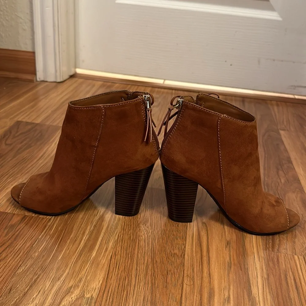 Ana peep toe suede boots size 6.5 - Picture 3 of 8